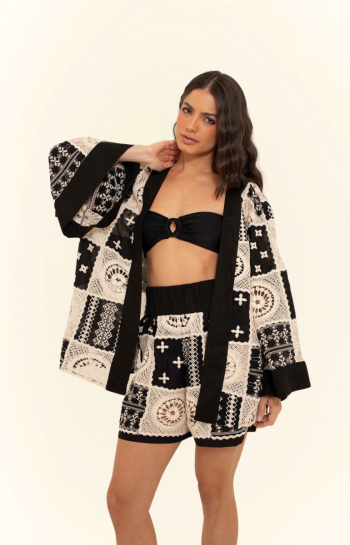 KIMONO LIA BORDADO PRETO E BEGE