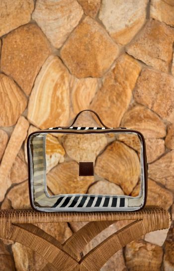 NECESSARIE CECÍLIA LISTRAS