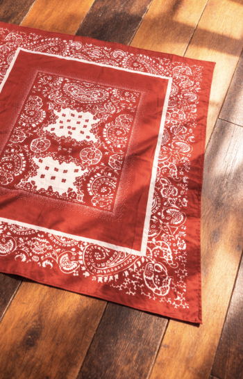 PAREÔ PAISLEY CANELA